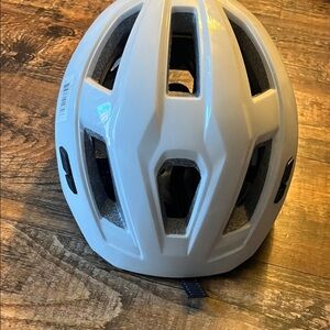 White MIPS Bike Helmet, New, Adult 53-60cm